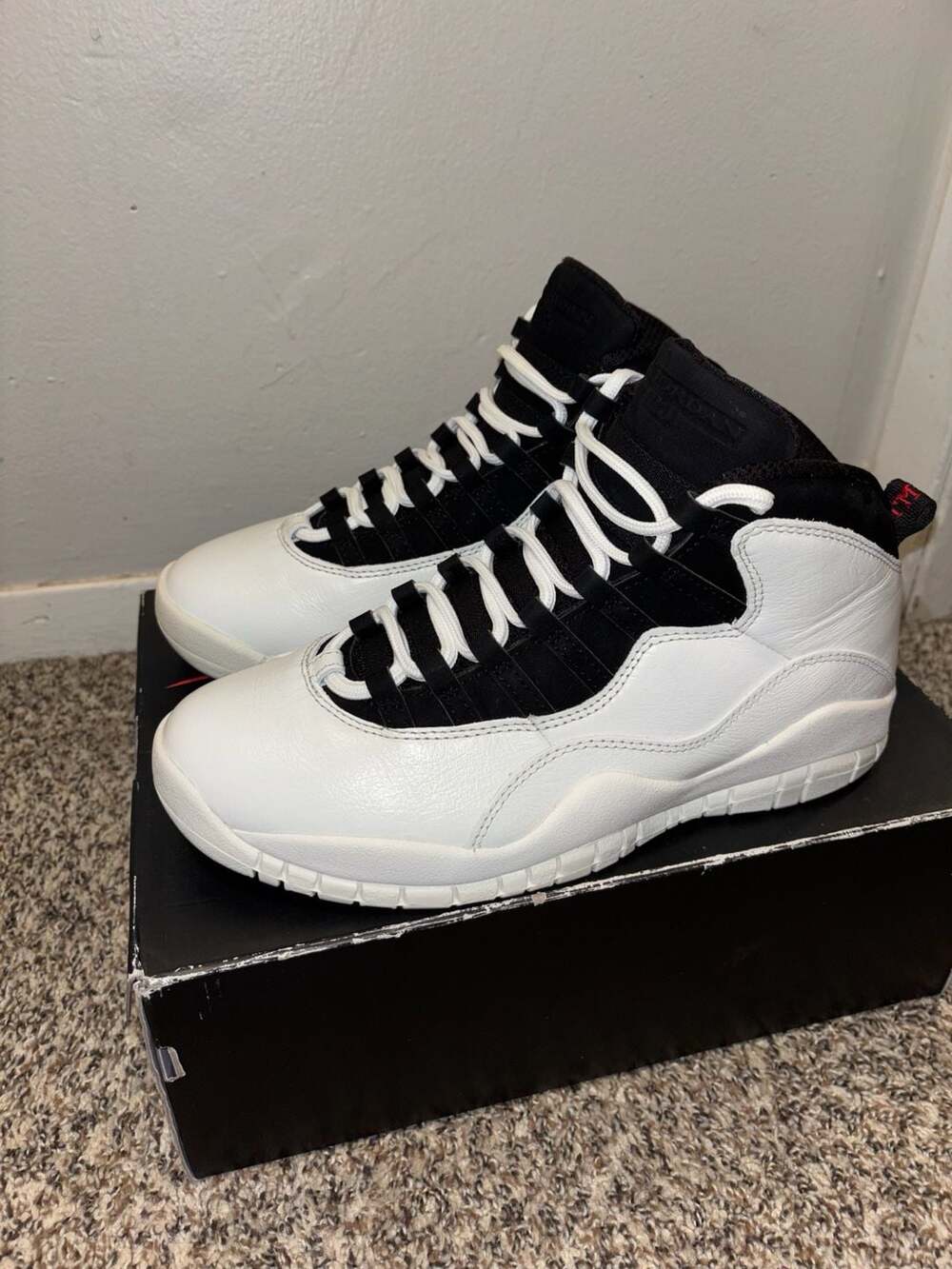 Air Jordan 10 Retro 'I'm Back' Sneakers